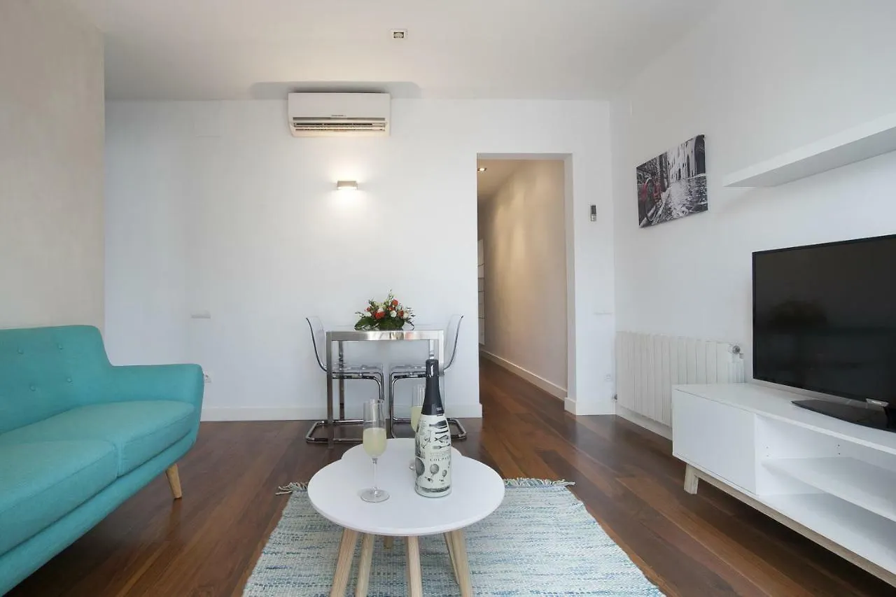 Apartment Tendency Rambla Del Poblenou Barcelona